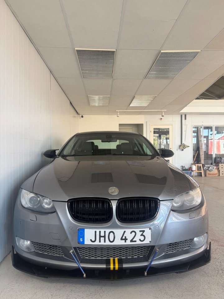 BMW 335 2007, bild 7/8