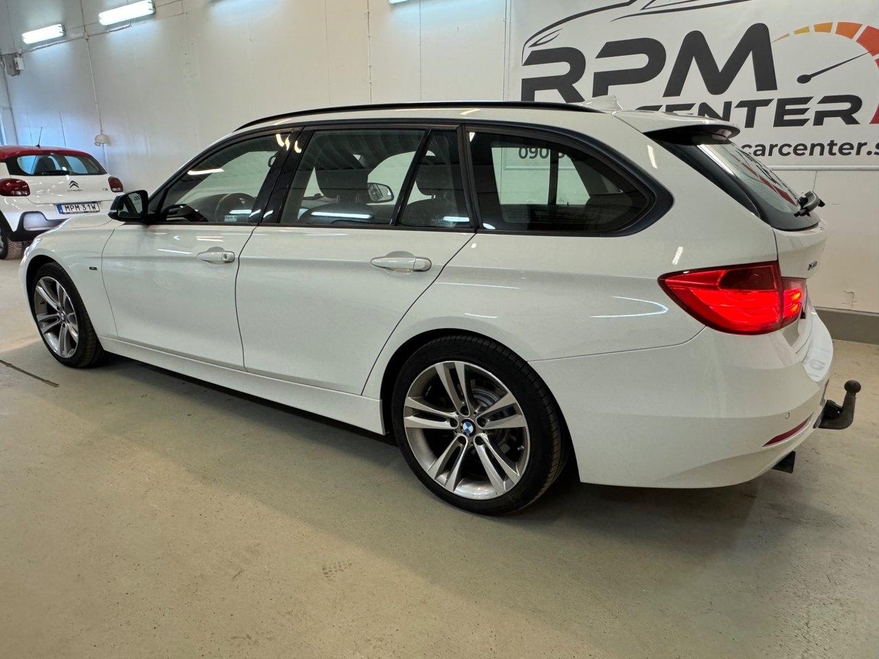 BMW 318 2015, kuva 5/10