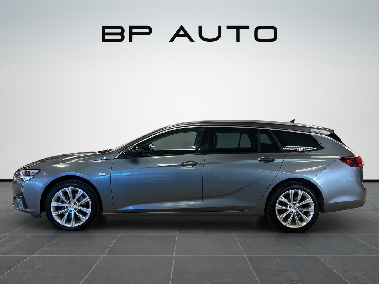 Opel Insignia Sports Tourer 2.0 Drag 2021, bild 2/10