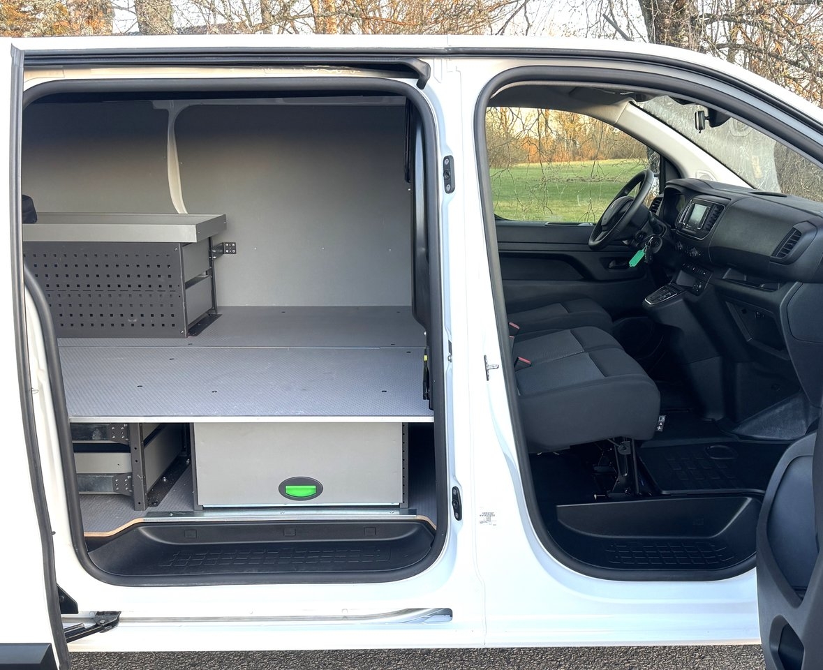 Peugeot e-Expert 2023, bild 6/22