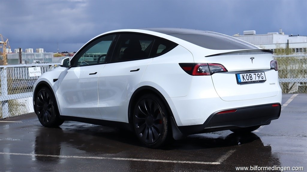 Tesla Model Y AWD Performance 1 ägare 2022, bild 4/10