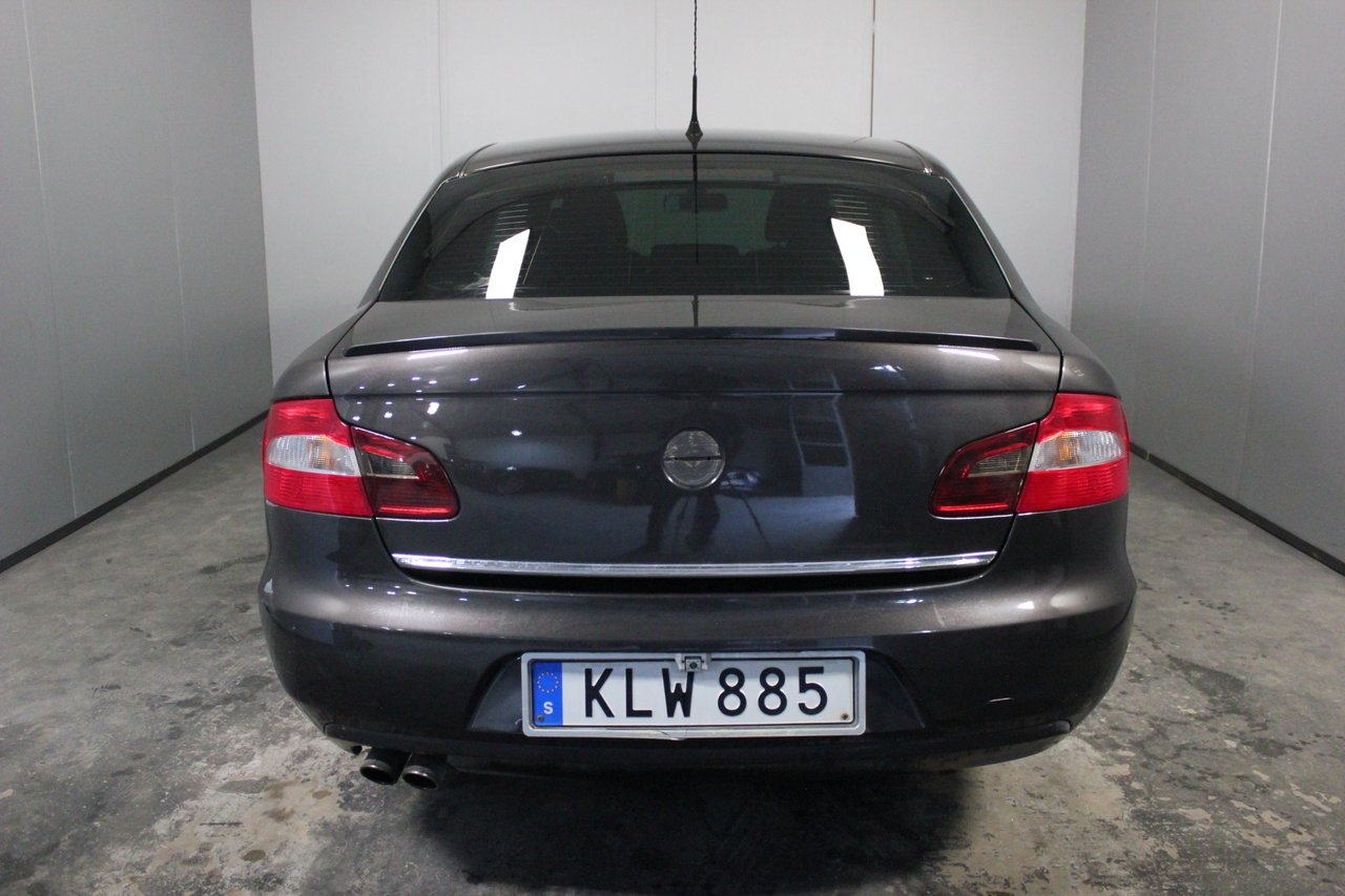 Skoda Superb 2009, bild 6/10