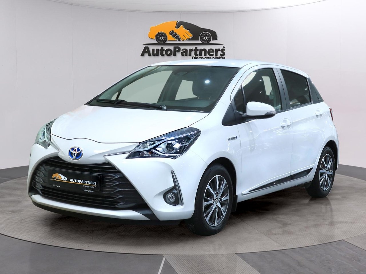 Toyota Yaris 2019, bild 2/10