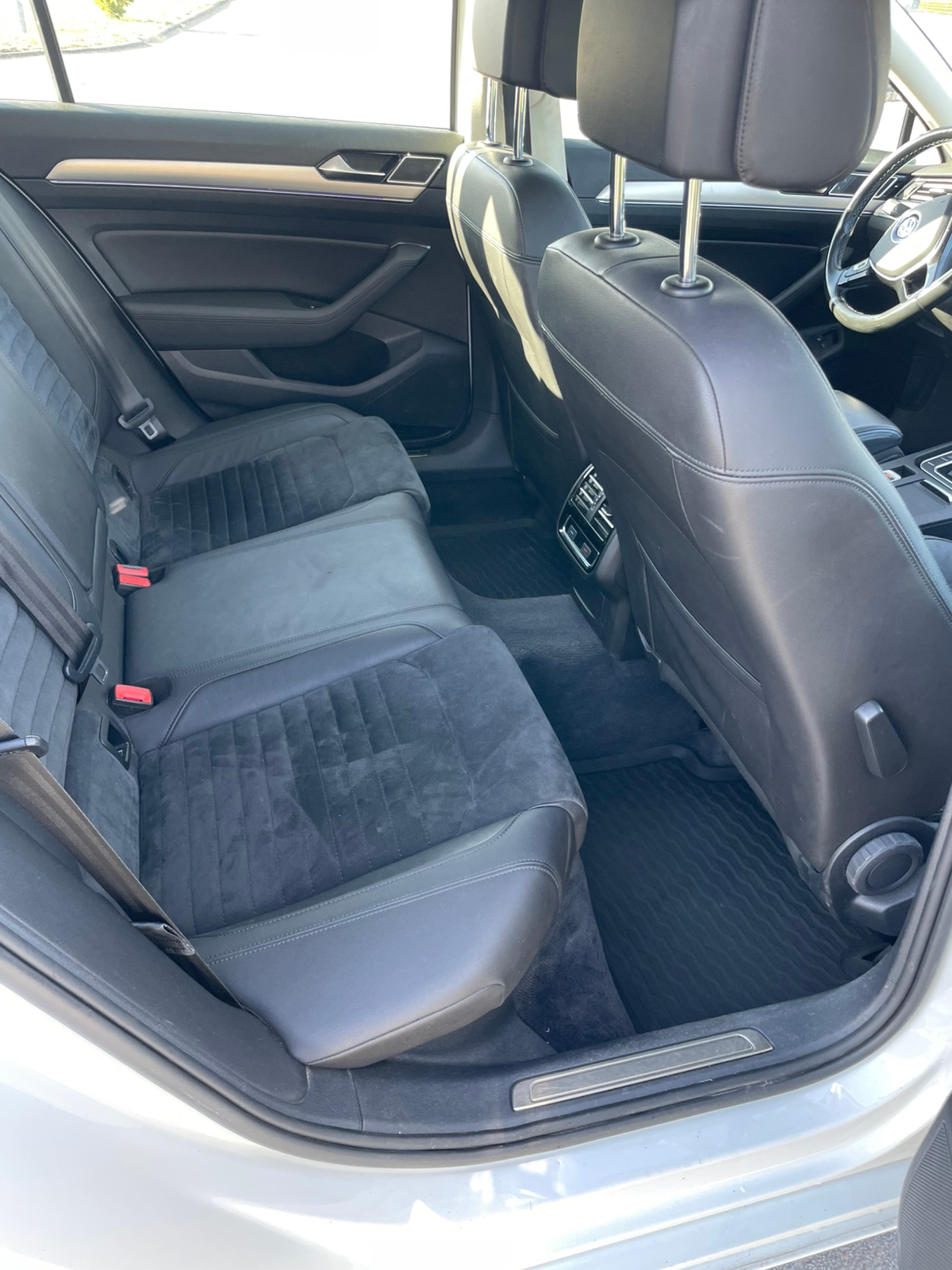 Volkswagen Passat 2017, bild 4/6