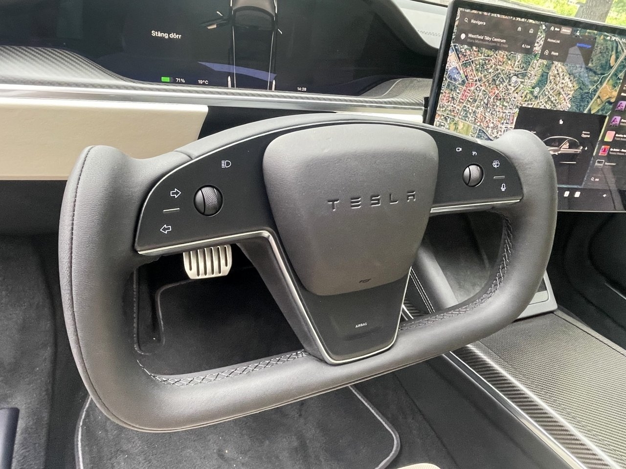 Tesla Model S 2023, photo 2/36