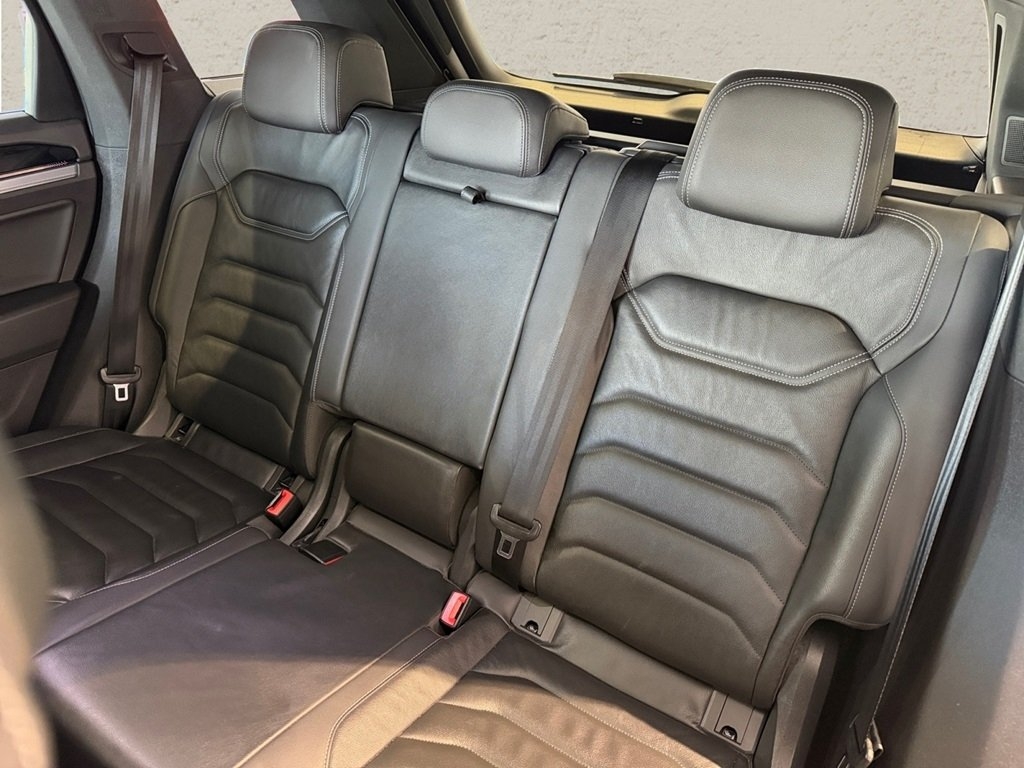 Volkswagen Touareg 2020, bild 7/10