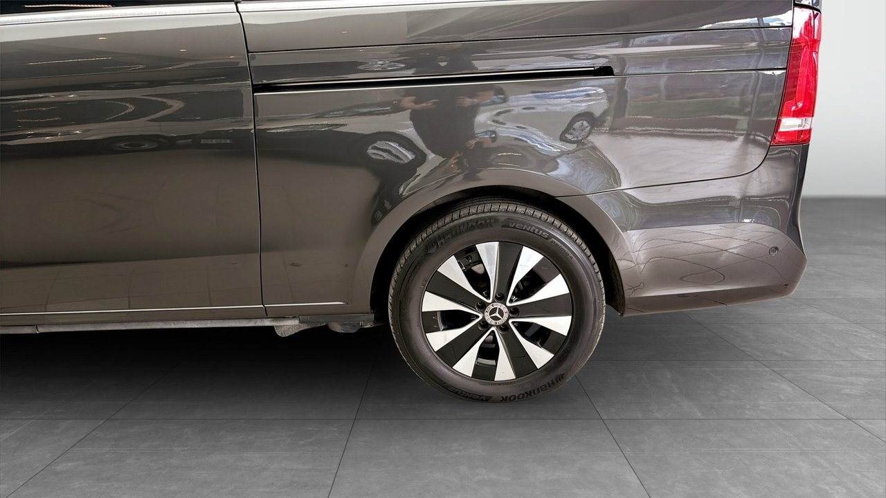 Mercedes-Benz V 2022, bild 6/13