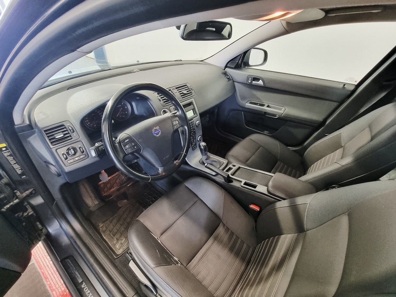 Volvo V50 2010, kuva 6/22
