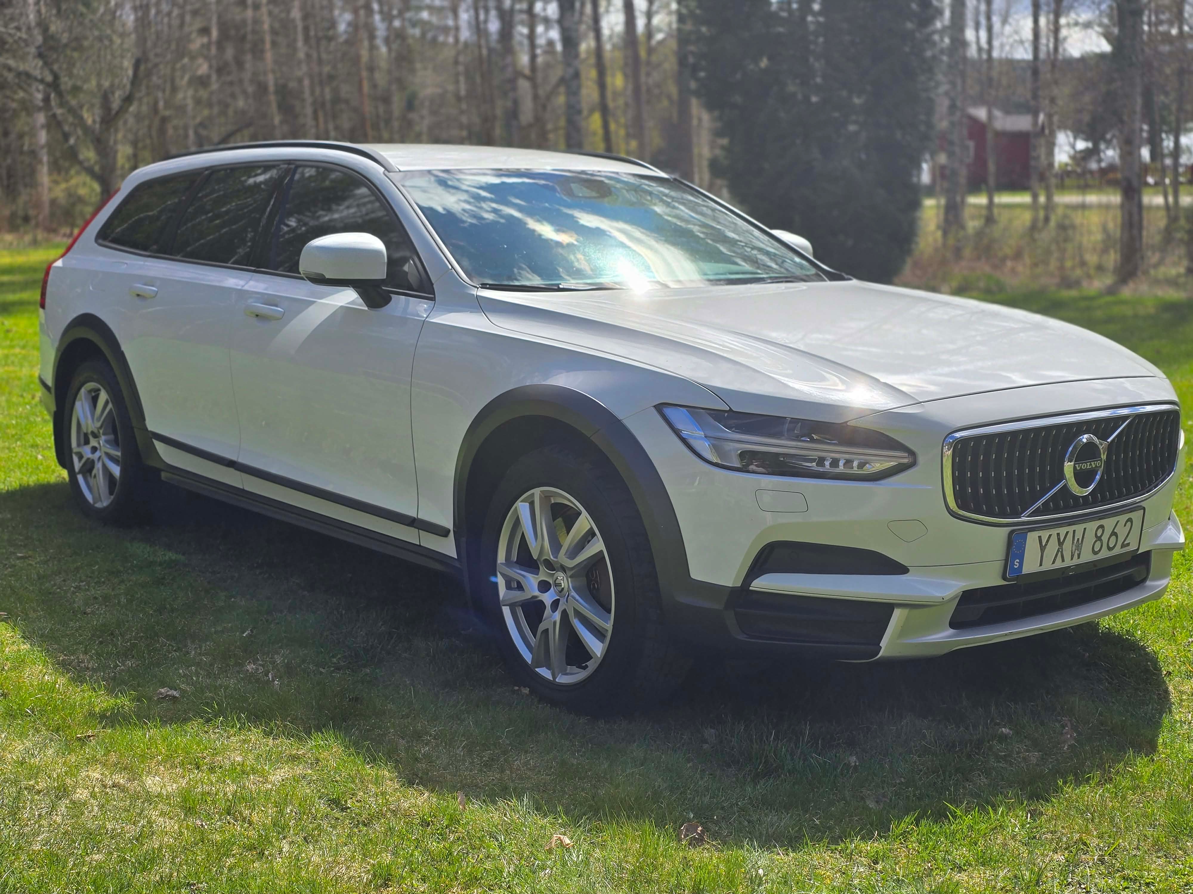 Volvo V90 Cross Country 2018, kuva 4/9