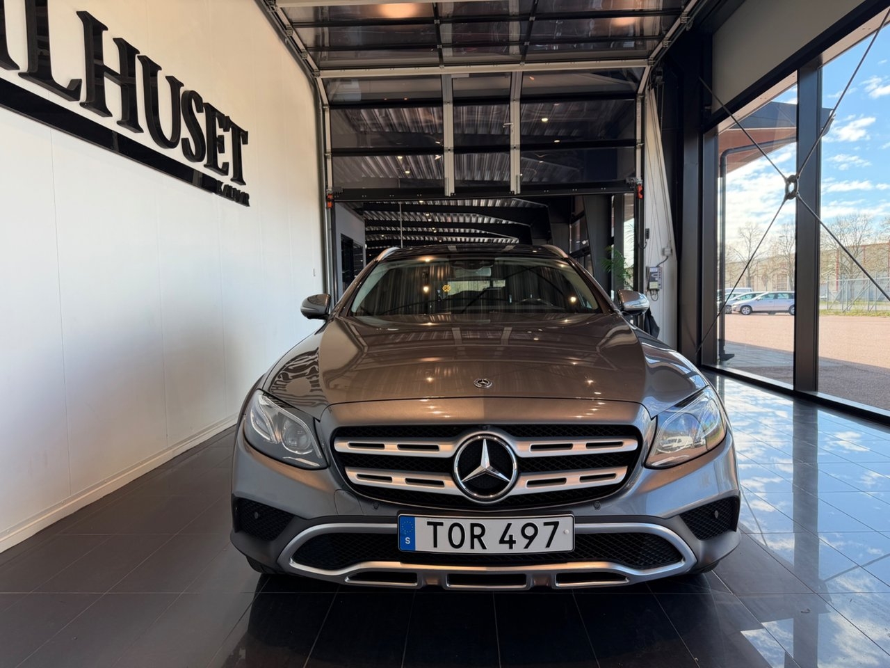 Mercedes-Benz E 2017, bild 2/10