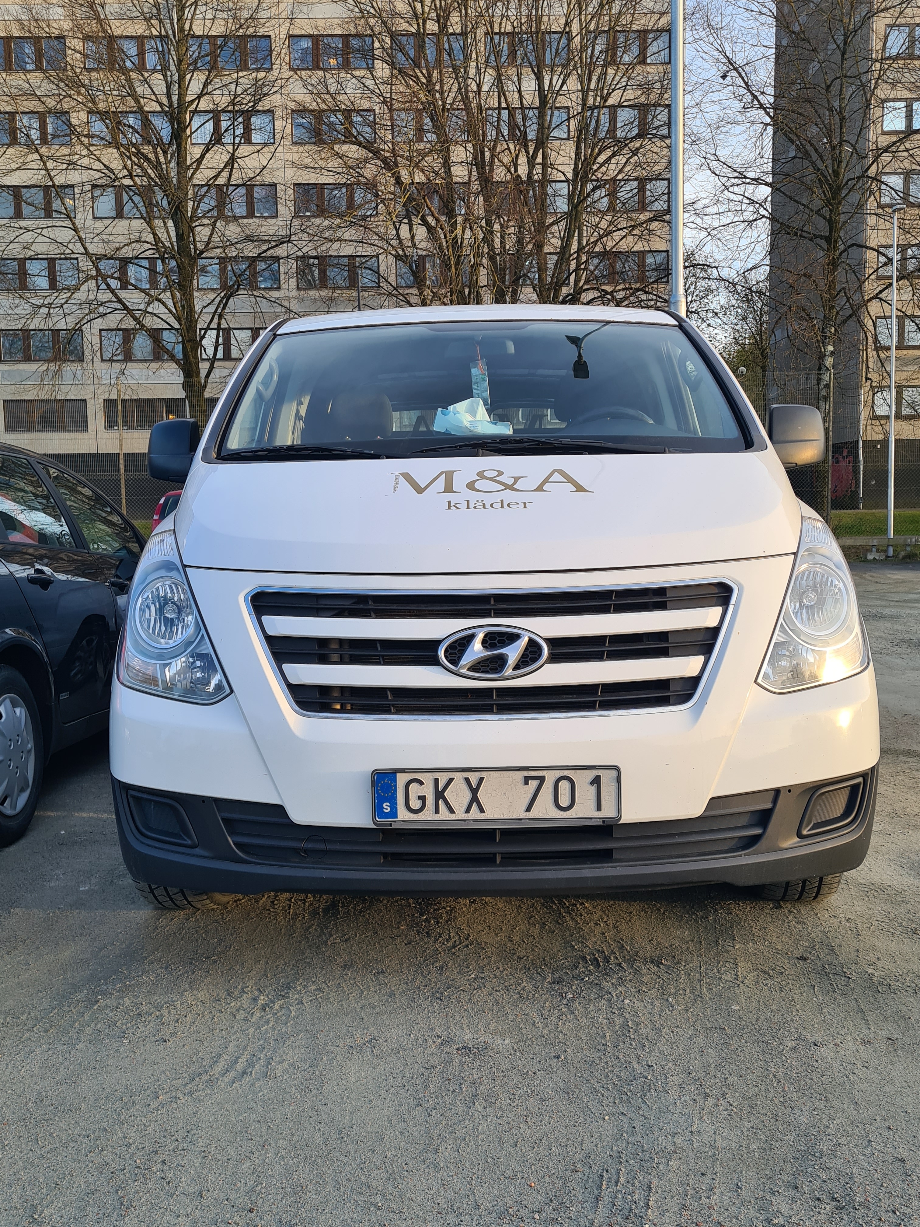Hyundai H-1