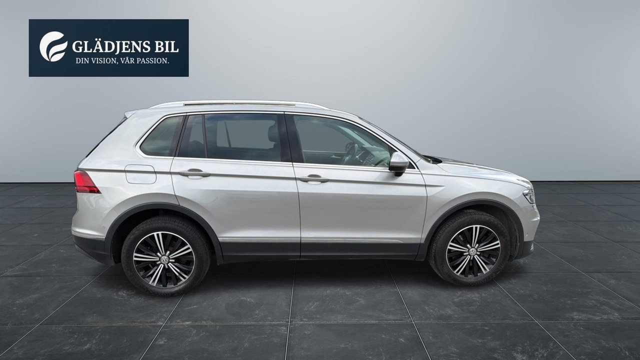 Volkswagen Tiguan 2017, photo 7/26