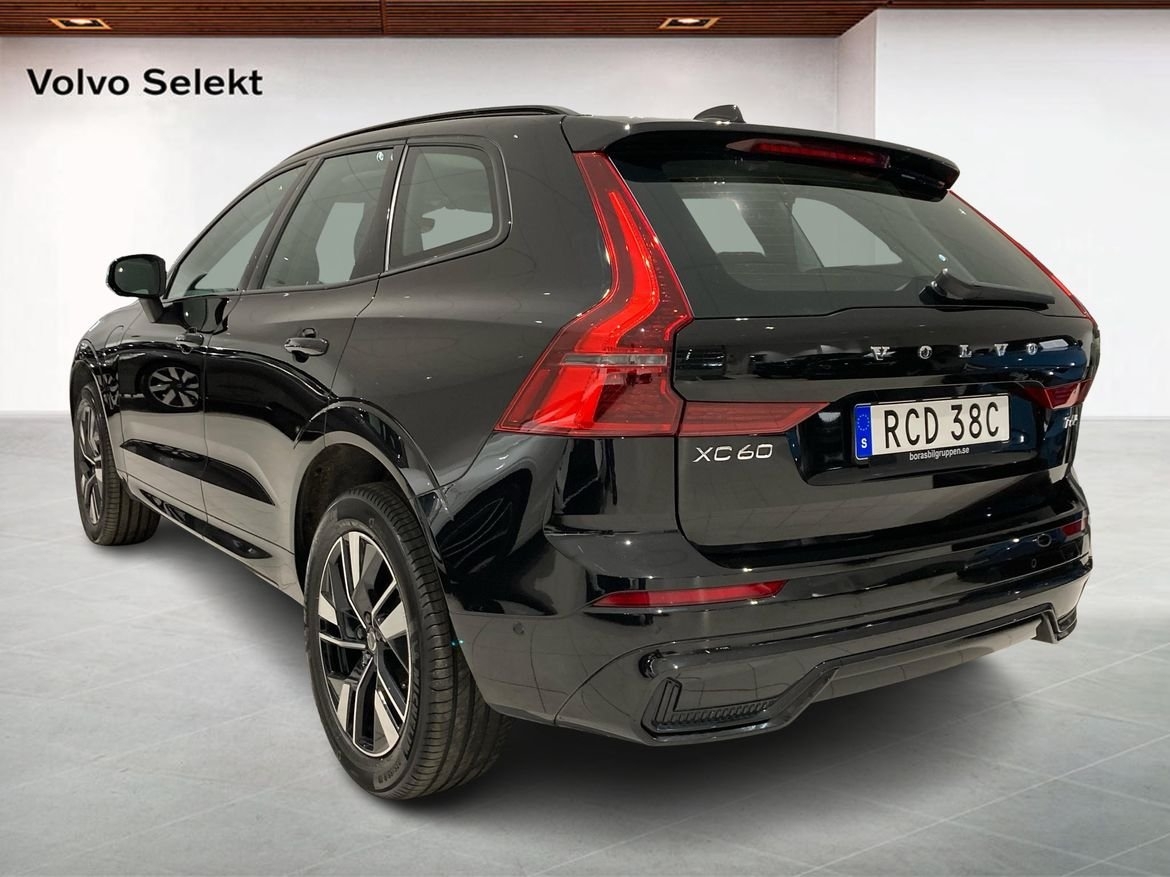 Volvo XC60 T6 Plus Dark Nordic Edition 2026, bild 2/10