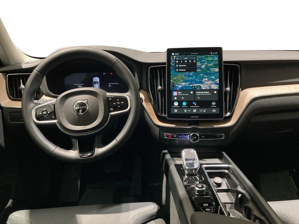 Volvo XC60 T6 Plus Dark Nordic Edition 2026, bild 5/10