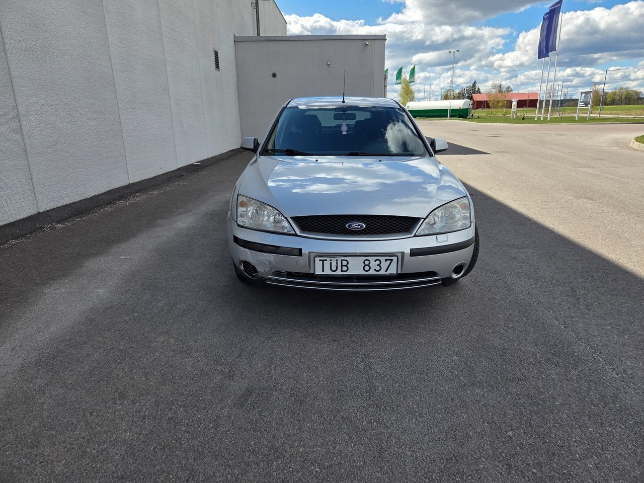 Ford Mondeo Halvkombi 2003, bild 2/13