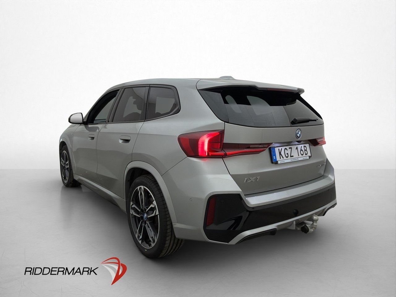 BMW iX1 xDrive30 M Sport Drag 2023, photo 6/36