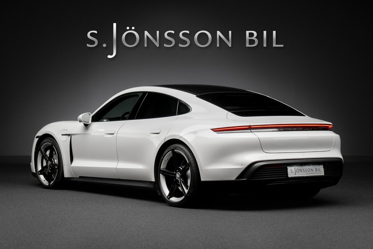 Porsche Taycan 4S / Se utrustning 2023, photo 2/10