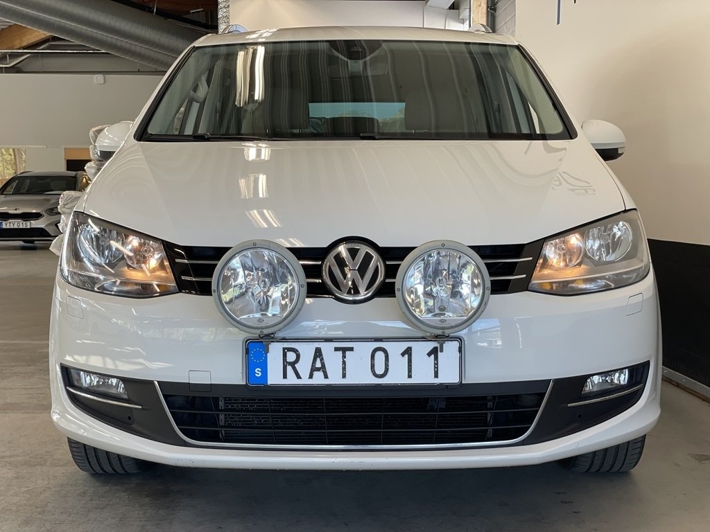 Volkswagen Sharan 2017, bild 2/27