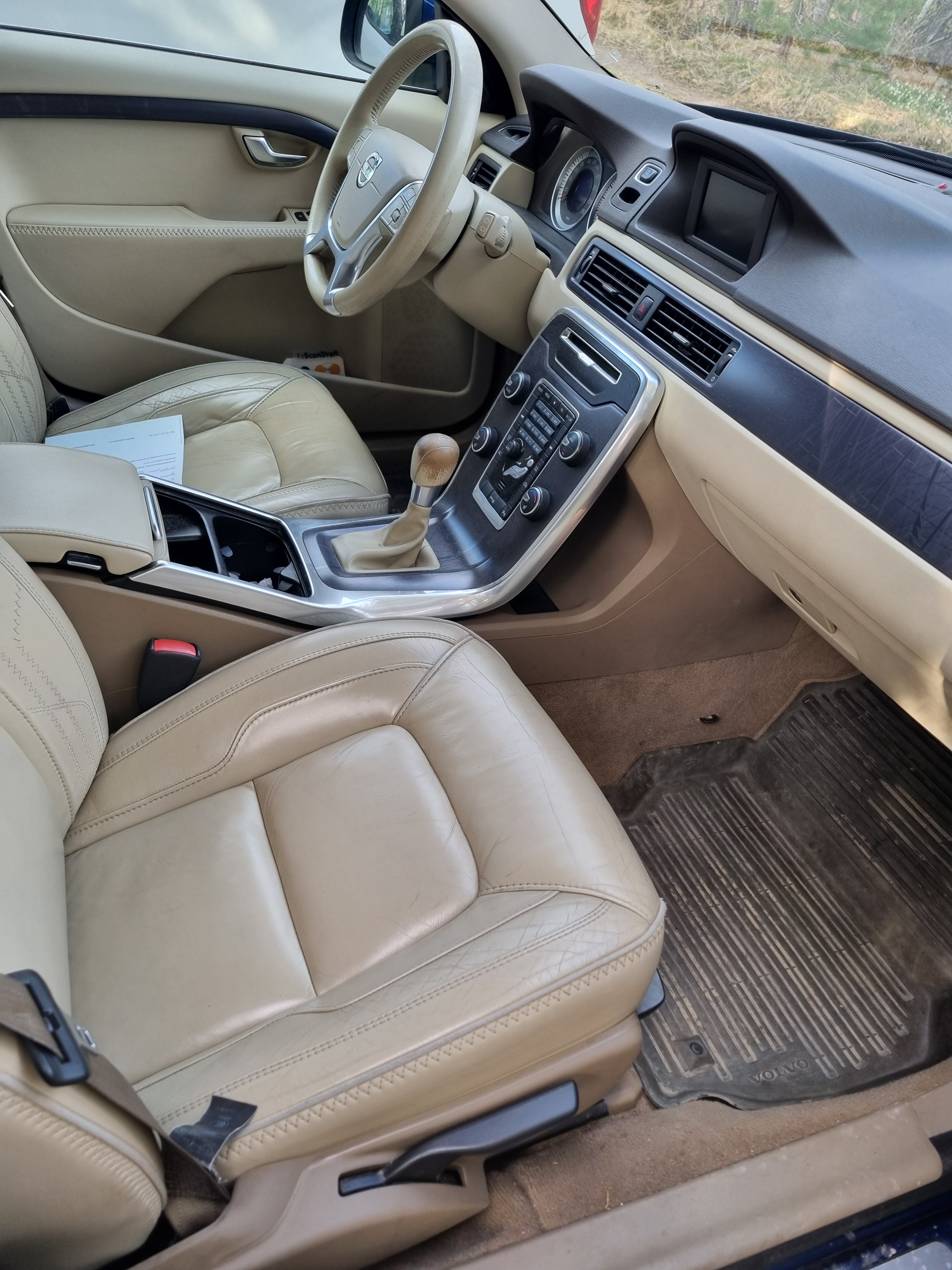 Volvo V70 1.6 DRIVe Manuell 2012, kuva 7/9