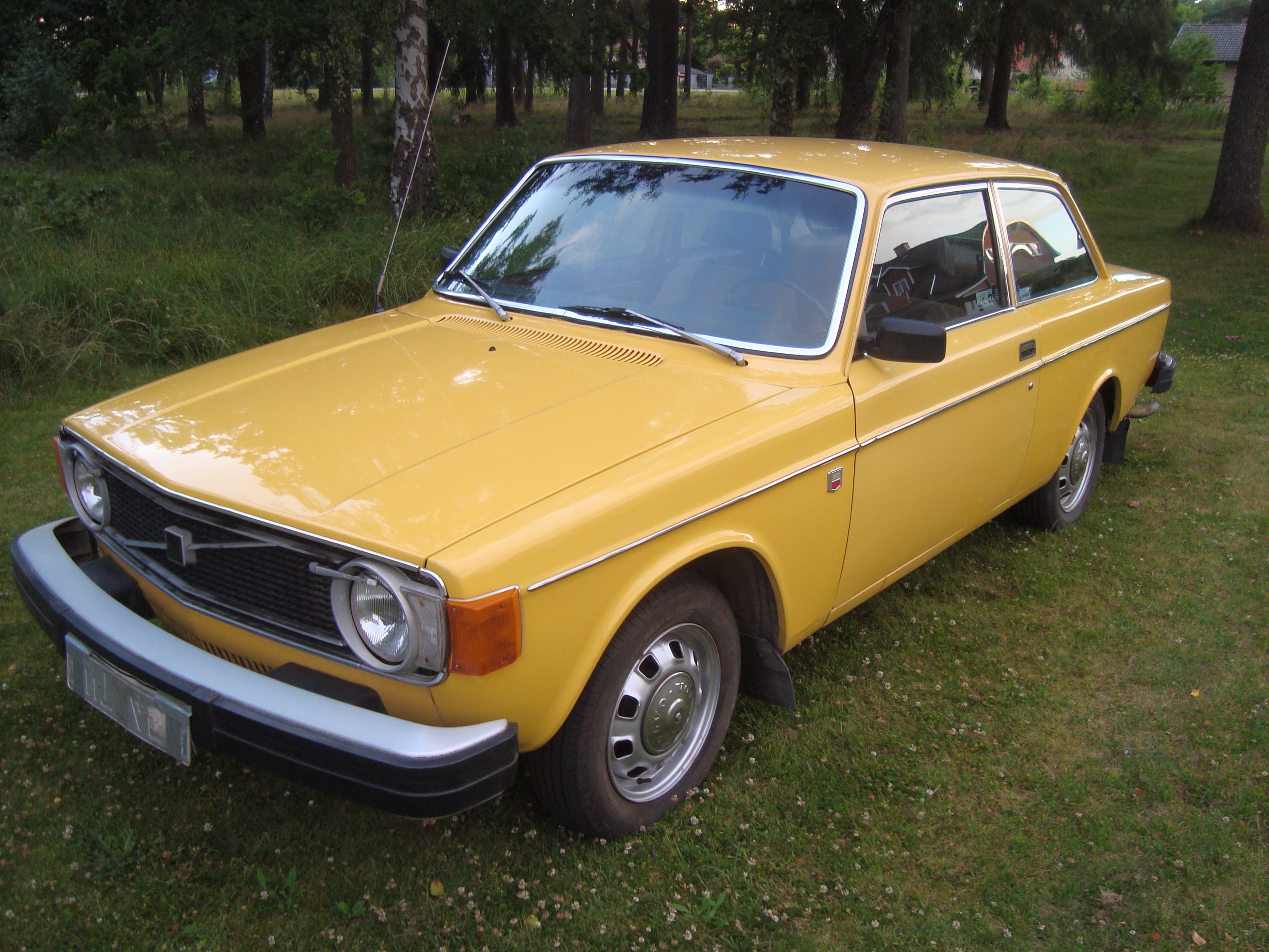 Volvo 142
