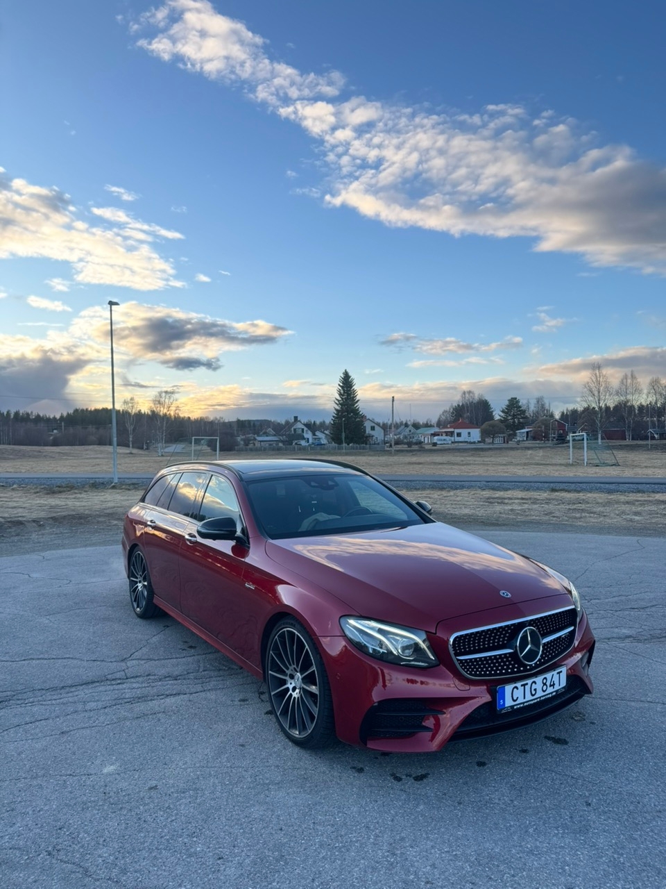 Mercedes-Benz E