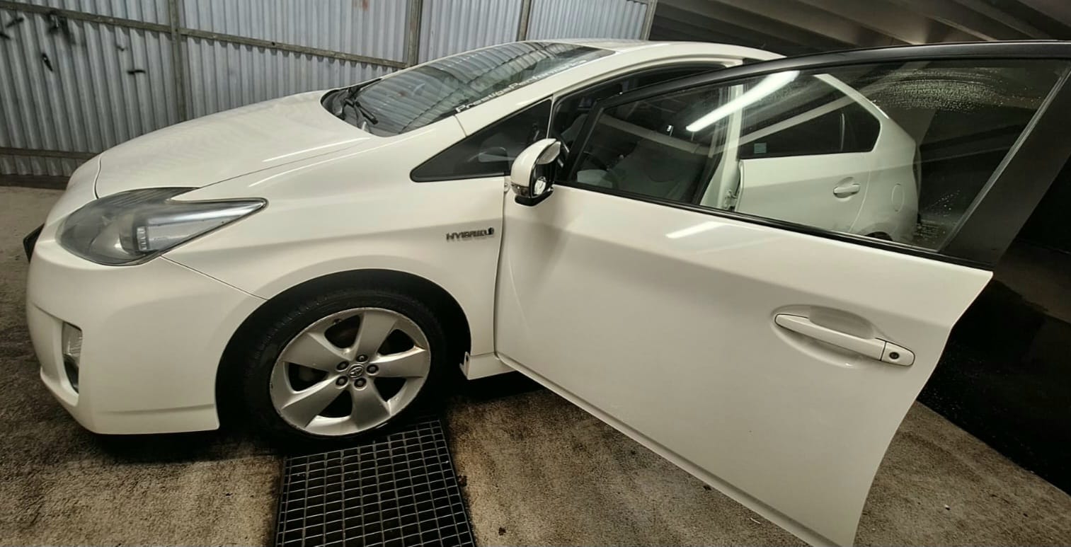 Toyota Prius Hybrid CVT 2012, kuva 3/10