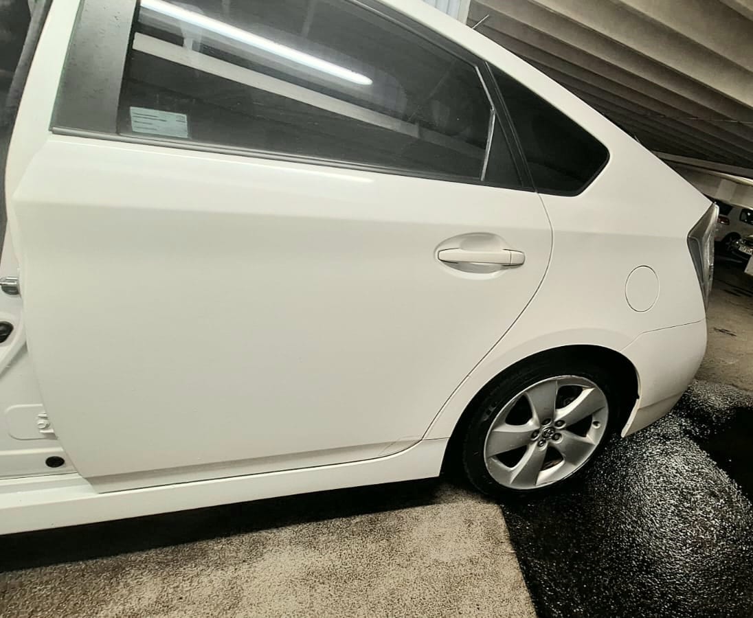 Toyota Prius Hybrid CVT 2012, kuva 5/10