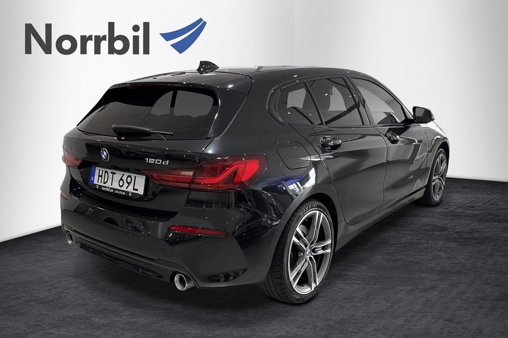 BMW 120 xDrive Sportline 190hk 2022, kuva 4/5