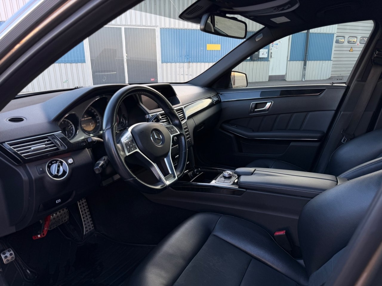 Mercedes-Benz E 2012, bild 7/12
