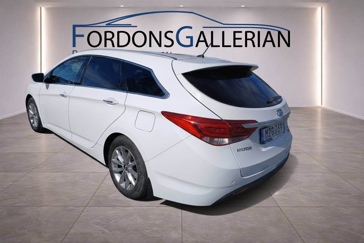 Hyundai i40 cw 1.7 CRDi Comfort Euro 6 2016, bild 3/14