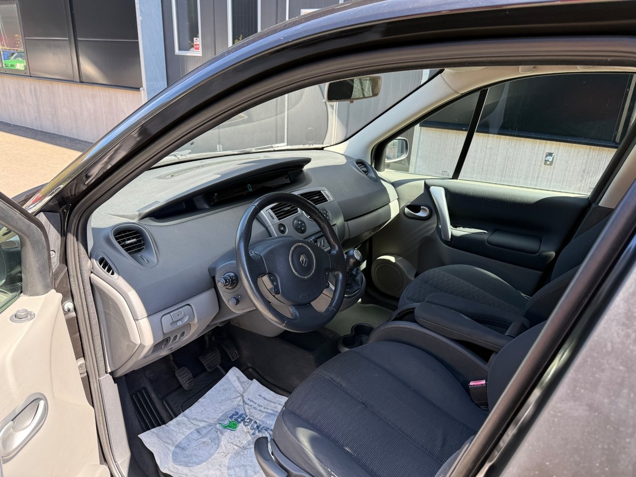 Renault Scenic 1.9 dCi 131hk - GDS 2008, bild 6/10