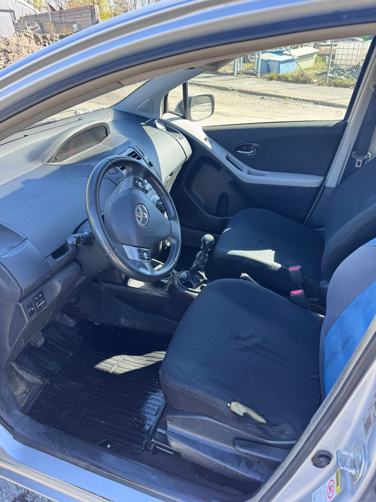 Toyota Yaris 2010, bild 5/7