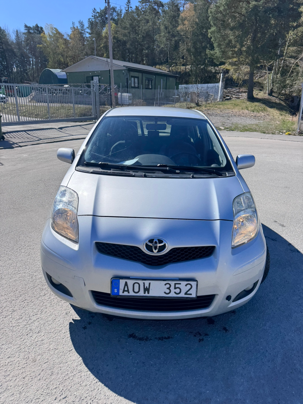 Toyota Yaris 2010, bild 2/7