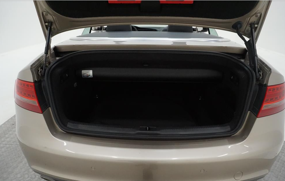 Audi Cabriolet 2010, kuva 6/9