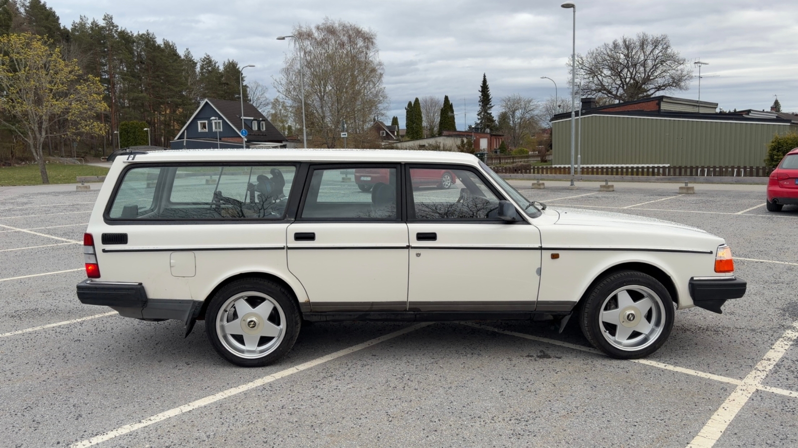 Volvo 240 Kombi 2.3 Manuell 1992, bild 4/10