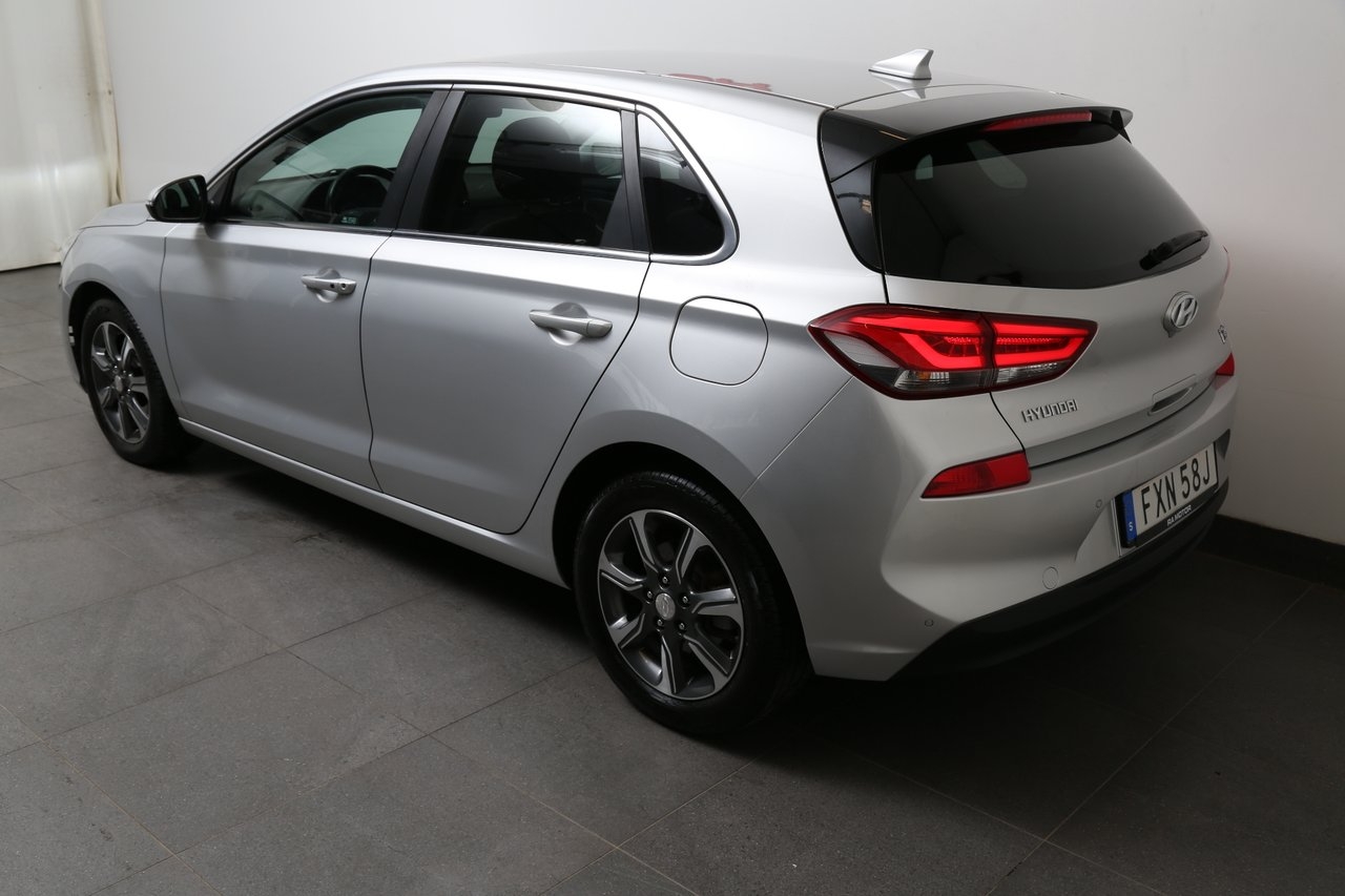 Hyundai i30 1,4 T-GDi 140hk Premium Aut 2020, bild 4/10