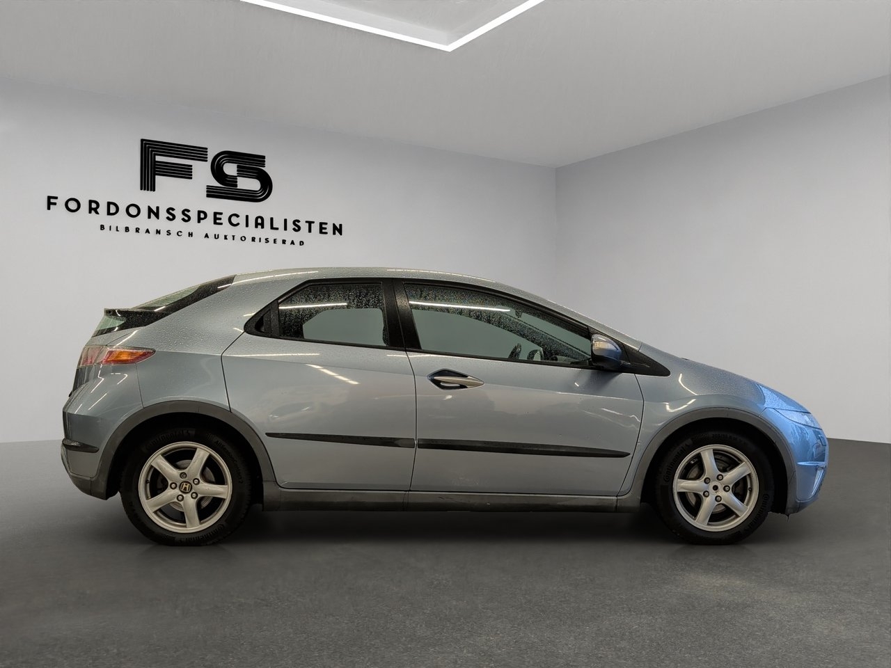 Honda Civic 5-dörrar 1.8 i-VTEC Sport 2007, bild 2/10