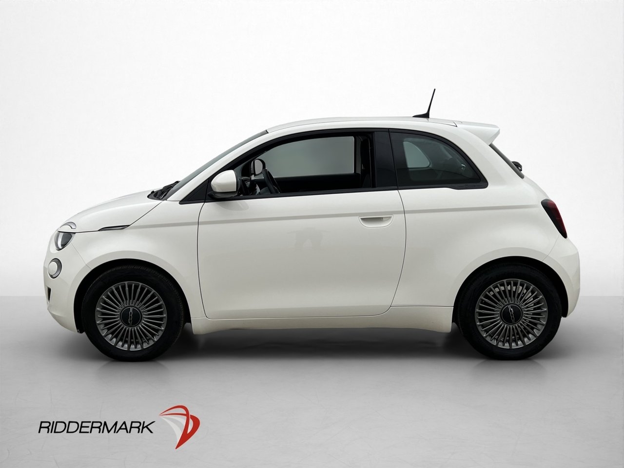 Fiat 500e 95hk 23.7kWh 2021, kuva 5/34