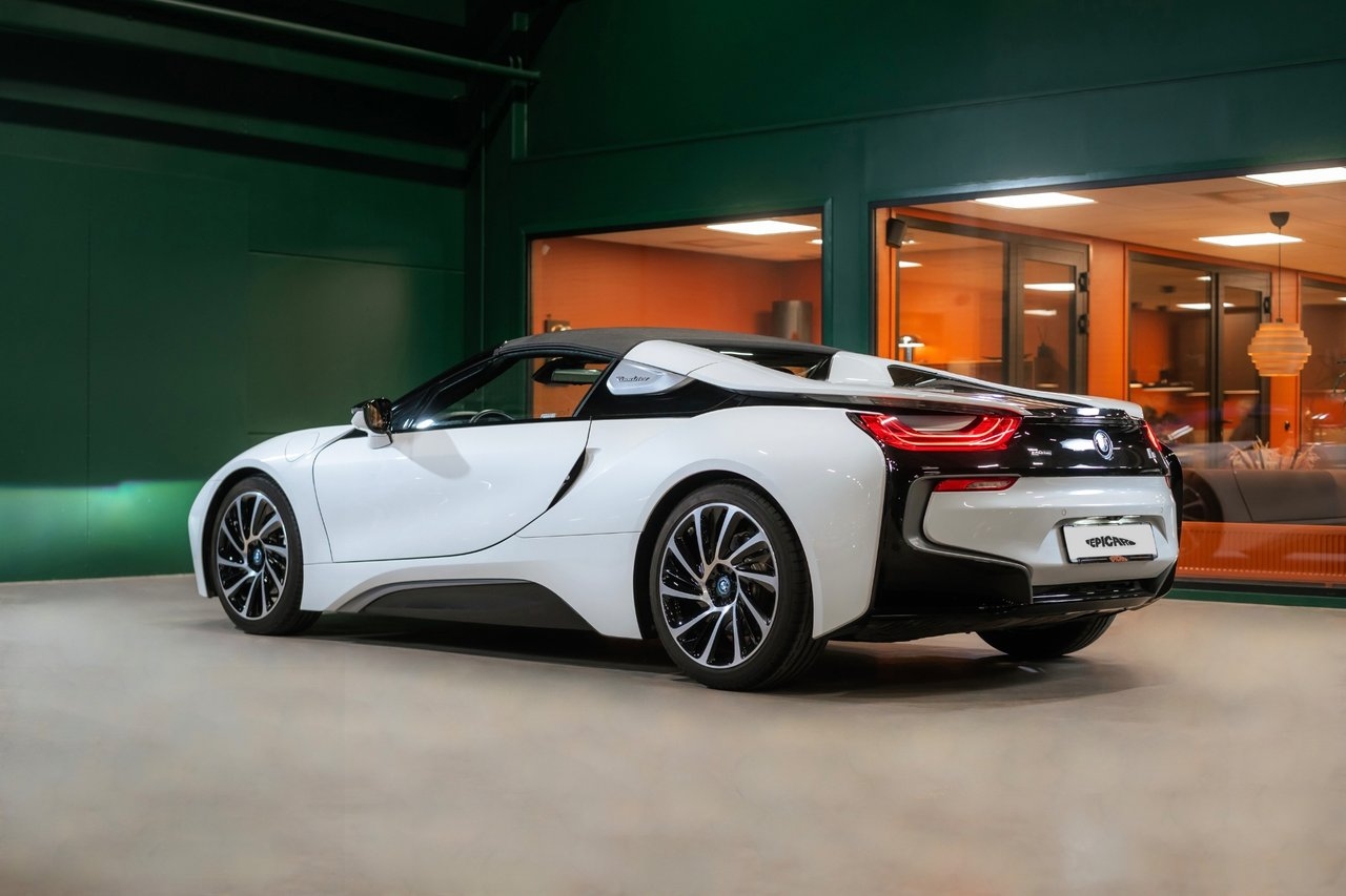 BMW i8 Roadster 374hk / Sv-såld / HK 2019, bild 4/31