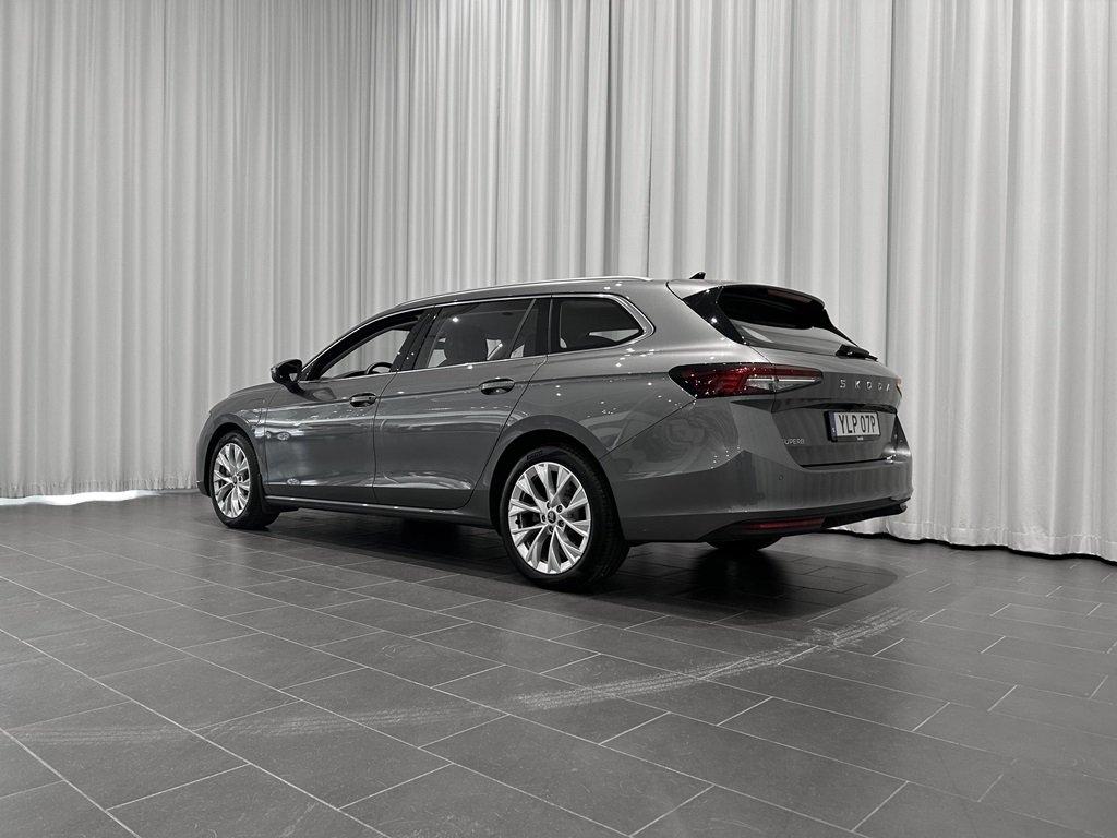 Skoda Superb Combi iV 204hk DSG 2025, bild 3/18