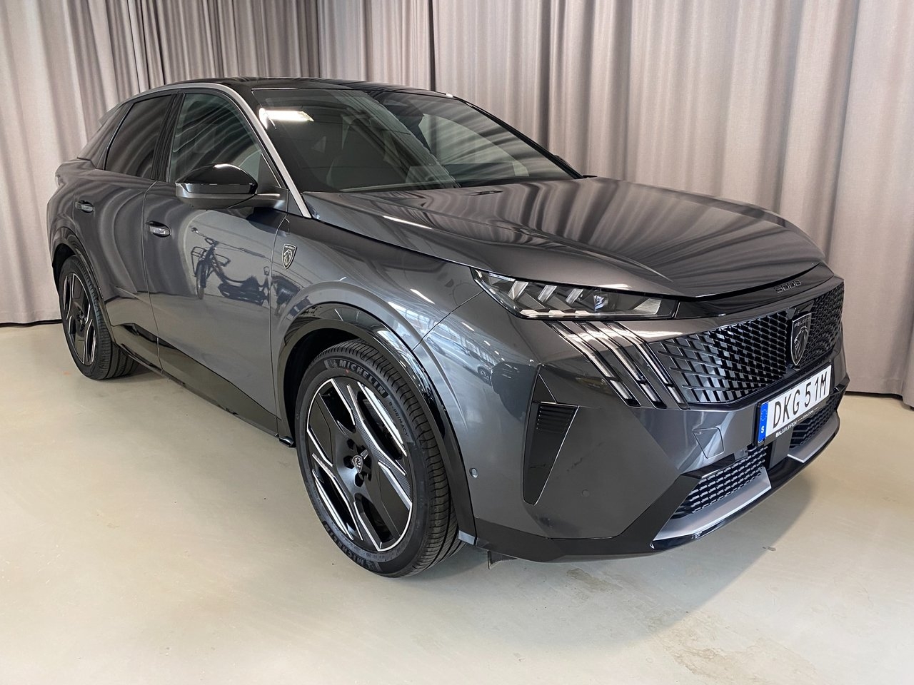 Peugeot e-3008