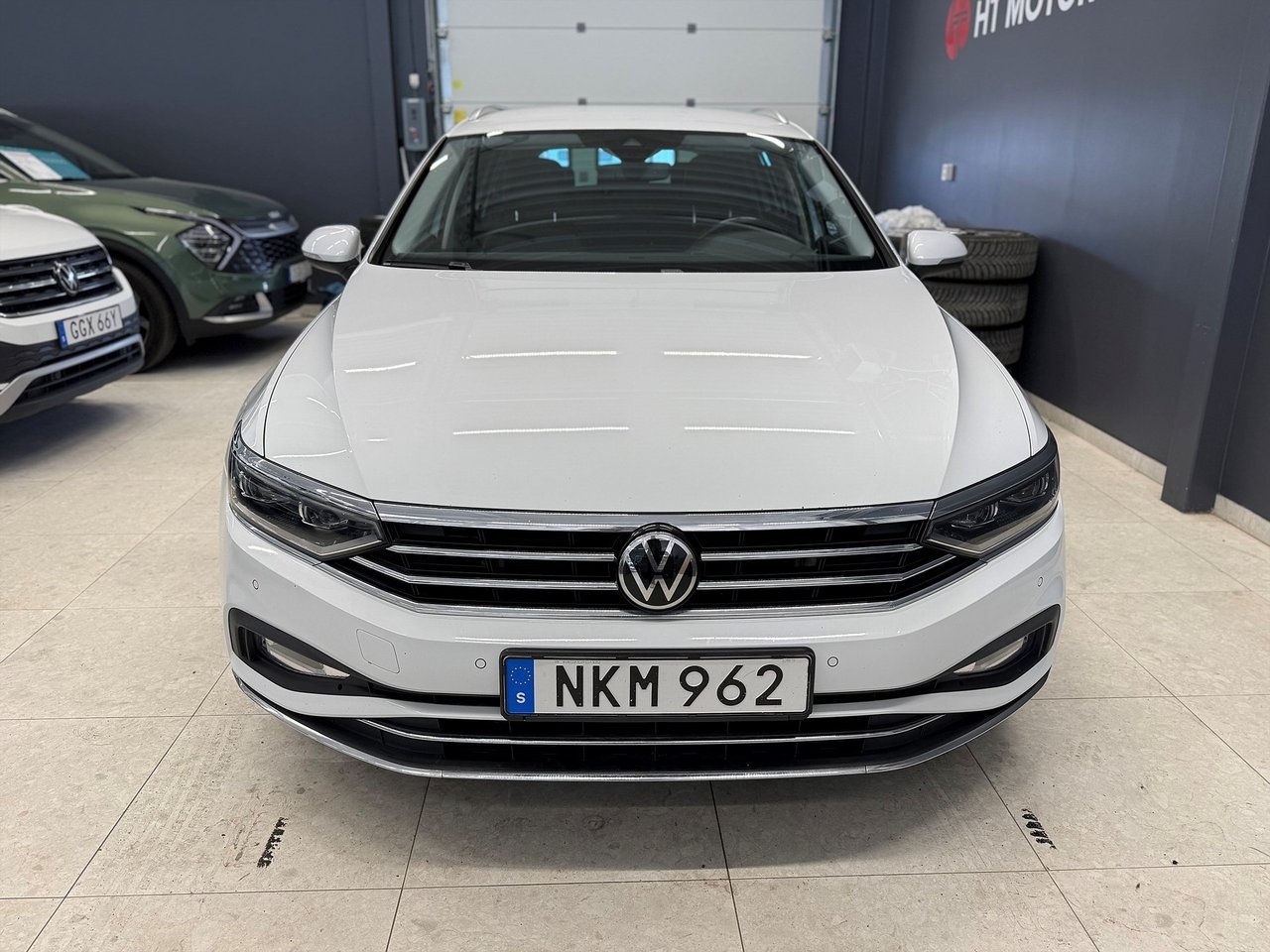 Volkswagen Passat 2023, bild 2/25