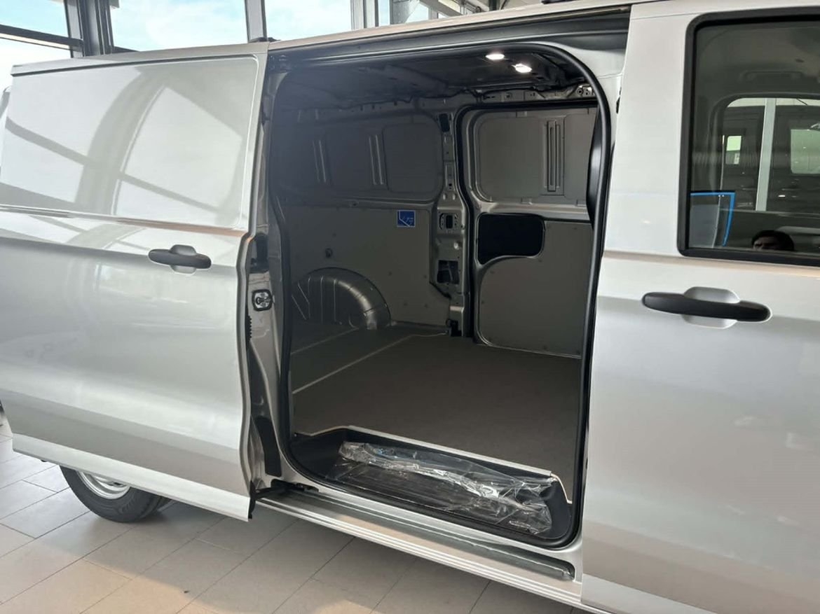 Volkswagen Transporter 2025, bild 3/10