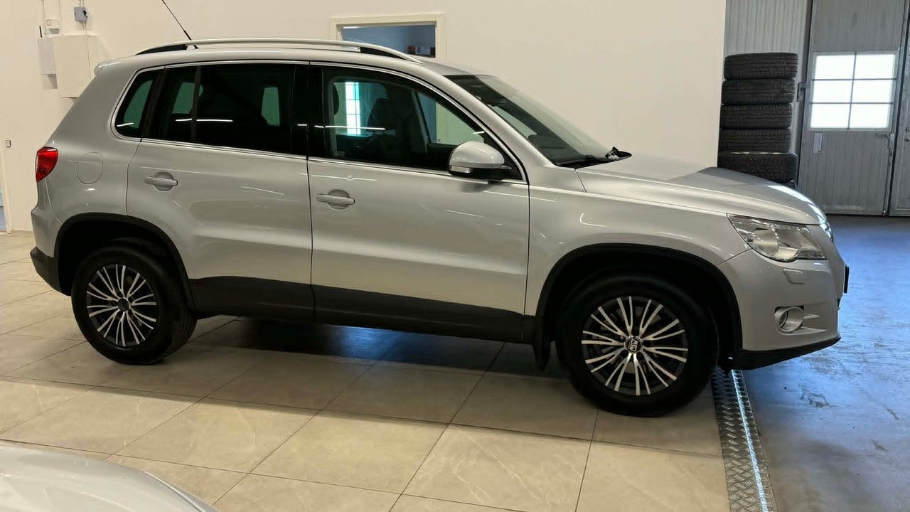 Volkswagen Tiguan 2.0 TDI 2009, bild 5/18