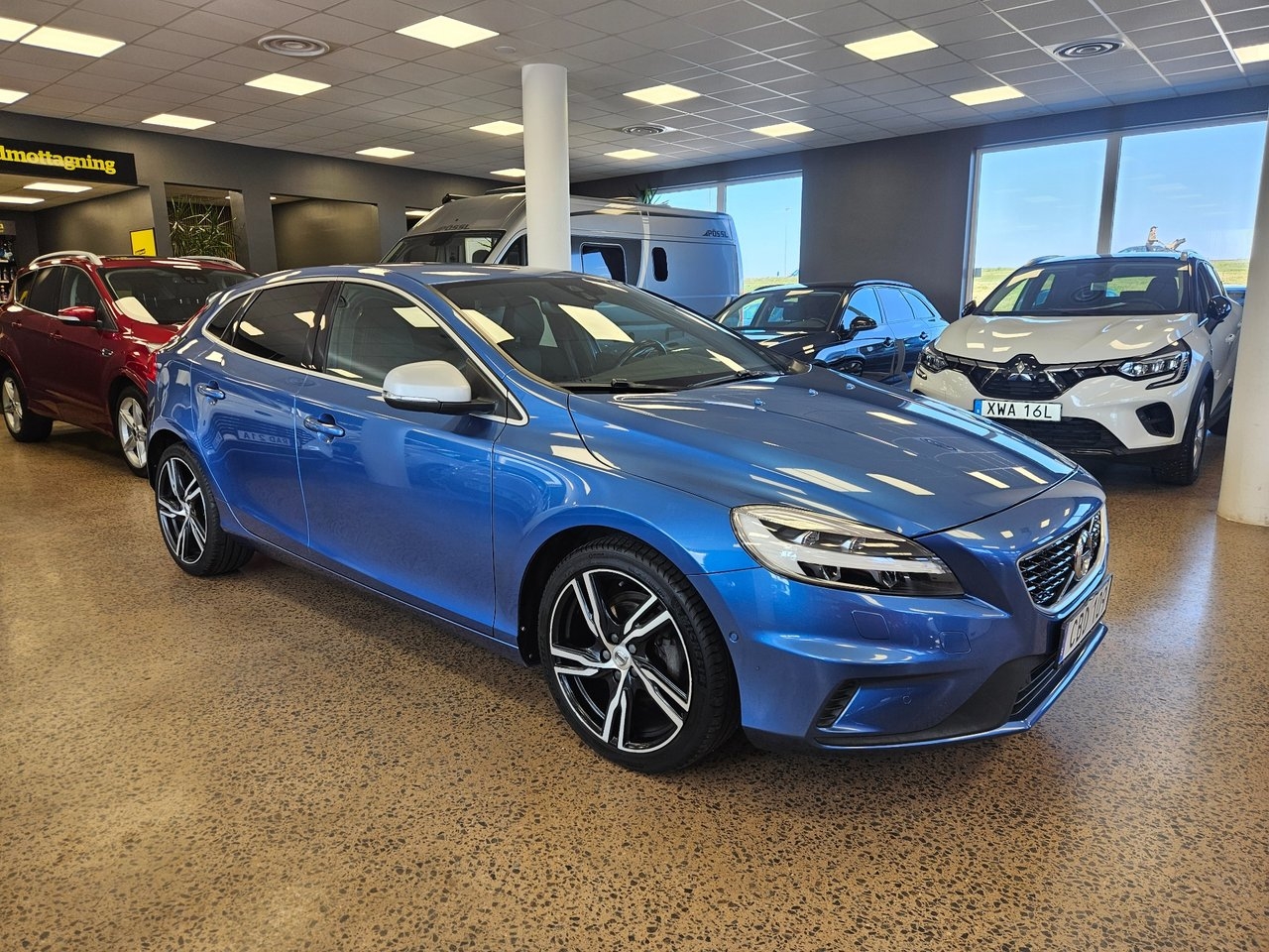 Volvo V40