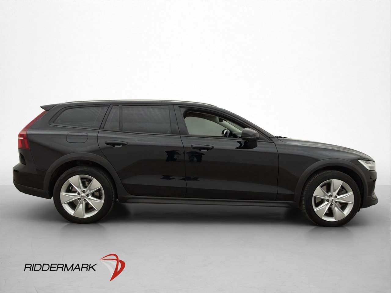 Volvo V60 Cross Country 2020, kuva 5/30