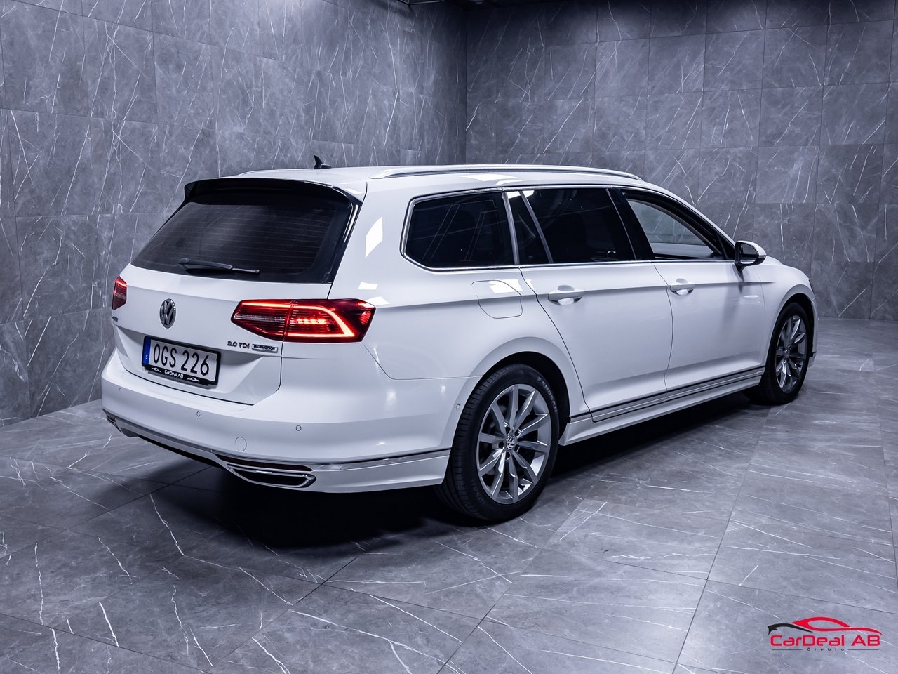 Volkswagen Passat 2017, bild 7/10