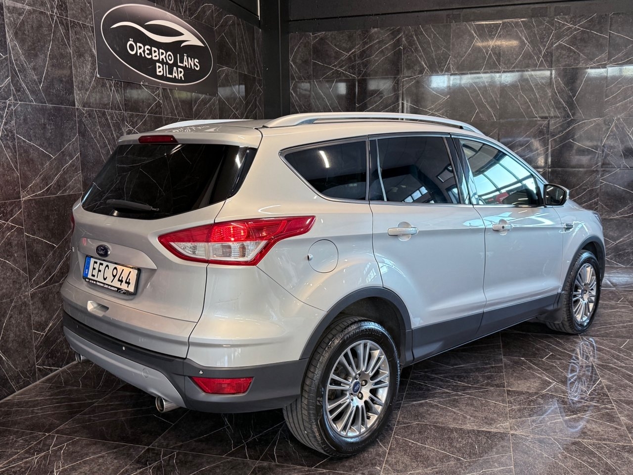 Ford Kuga 2014, photo 4/23