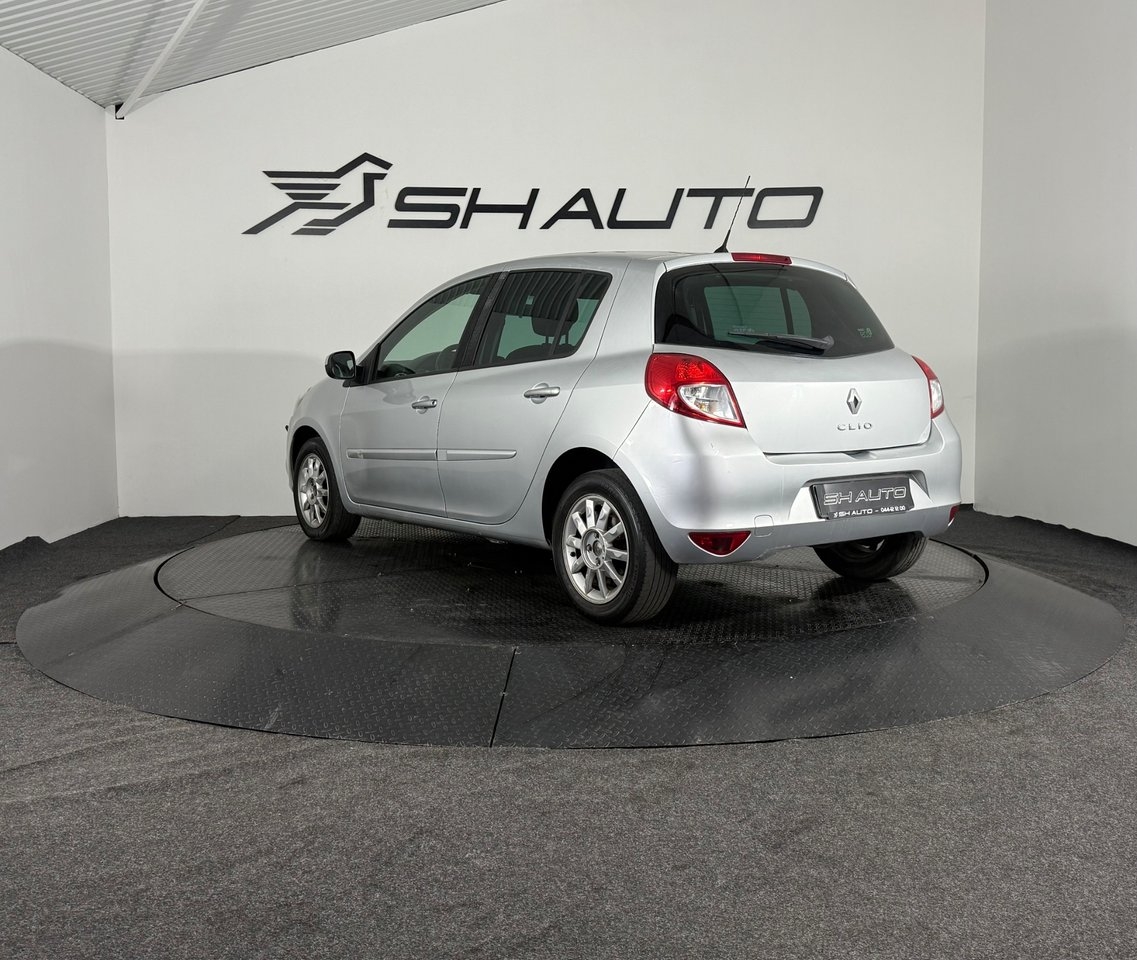 Renault Clio 5-dörrars Halvkombi 1.2 2011, bild 7/17