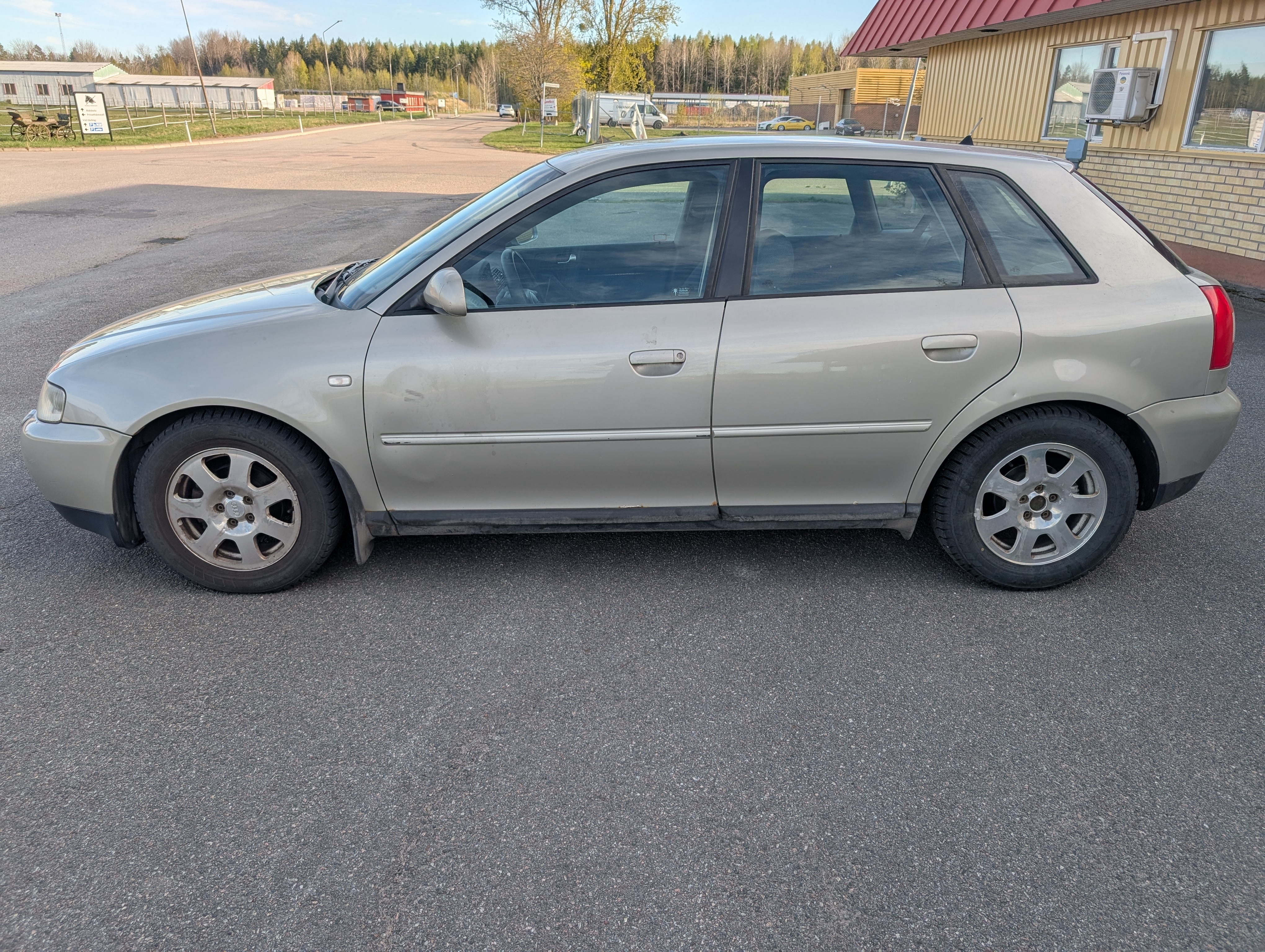 Audi A3 5-dörrar 1.6 Automatisk 2002, bild 3/10